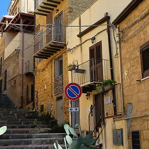 Gasthof A Due Passi Dal Centro Sweet, Agrigent